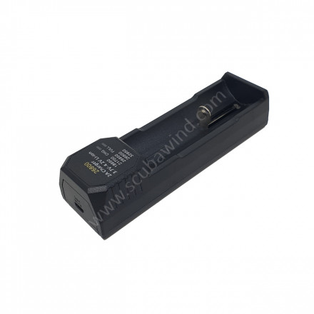 Chargeur USB pour batterie 26800 (M35)